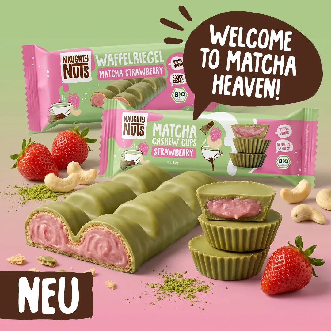 Naughty Nuts Matcha Erdbeer Waffelriegel und Cashew Cups mit Erdbeere, Cashewkernen und Erdbeeren